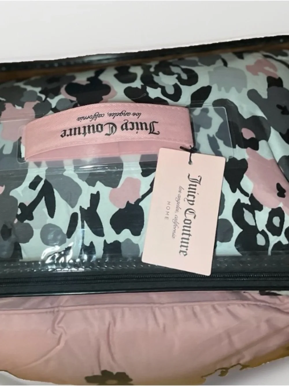 Juicy Couture 4-Piece Queen Printed Bed Set - Black Pink Floral Camo Comforter